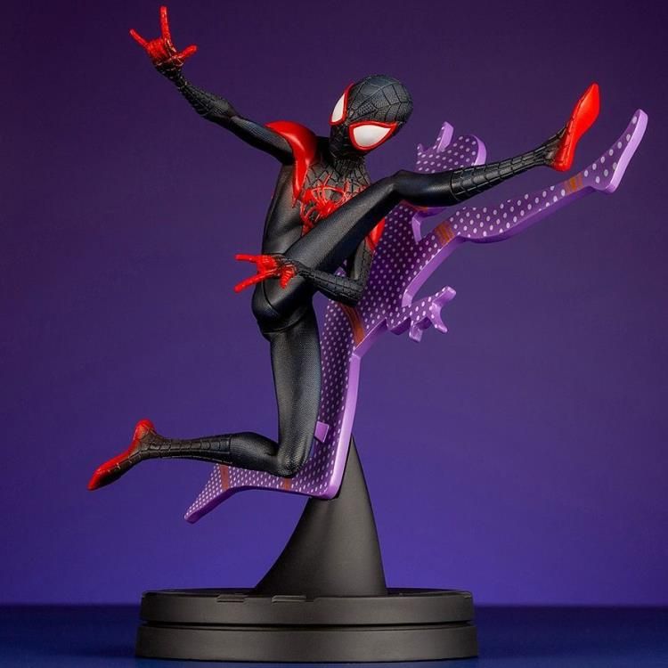 Spider-Man: Into the Spider-Verse ArtFX+ Spider-Man (Hero Suit Ver.) Statue [bigbadtoystore.com] Spider-Man: Into the Spider-Verse ArtFX+ Spider-Man (Hero Suit Ver.) Statue 3