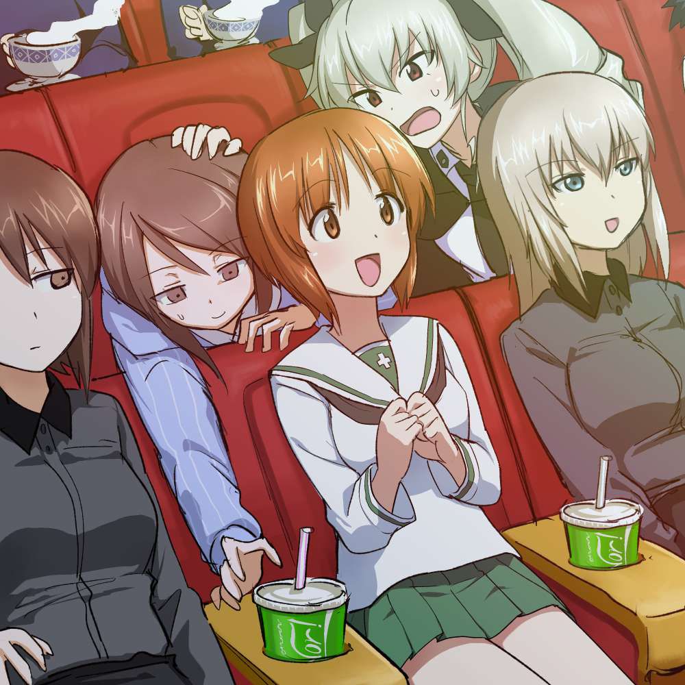 【Popcorn and Coke Momone】Secondary image of movie theater and beautiful girl 9