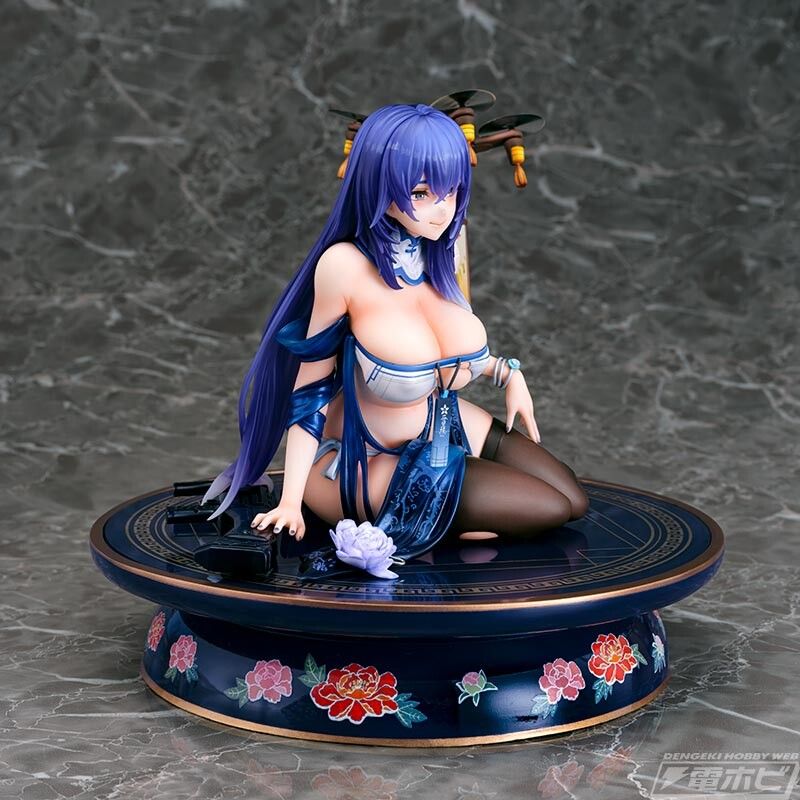 Erotic figure with torn clothes of [Doll's Frontline] DP-12 and whip whip coming out 11