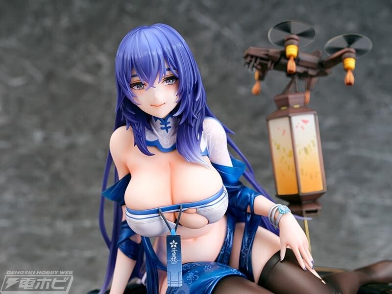 Erotic figure with torn clothes of [Doll's Frontline] DP-12 and whip whip coming out 12