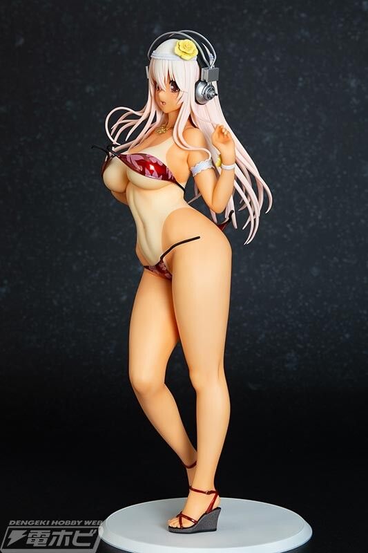 [Super Sonico] swimsuit is unraveled and the erotic sunburn trace version of the porori figure! 6