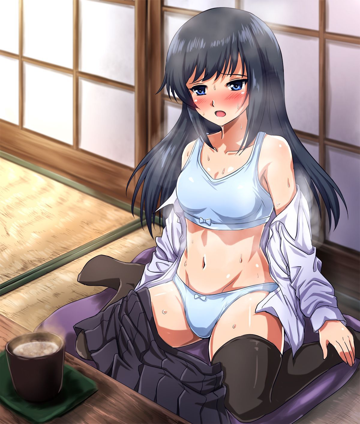【Secondary erotic】 Here is the erotic image of a half-naked girl in a state of taking off 18