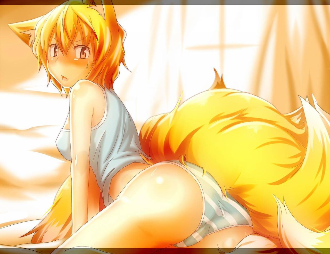 I want to pull it out with an erotic image of a fox girl, so I'll paste it 14