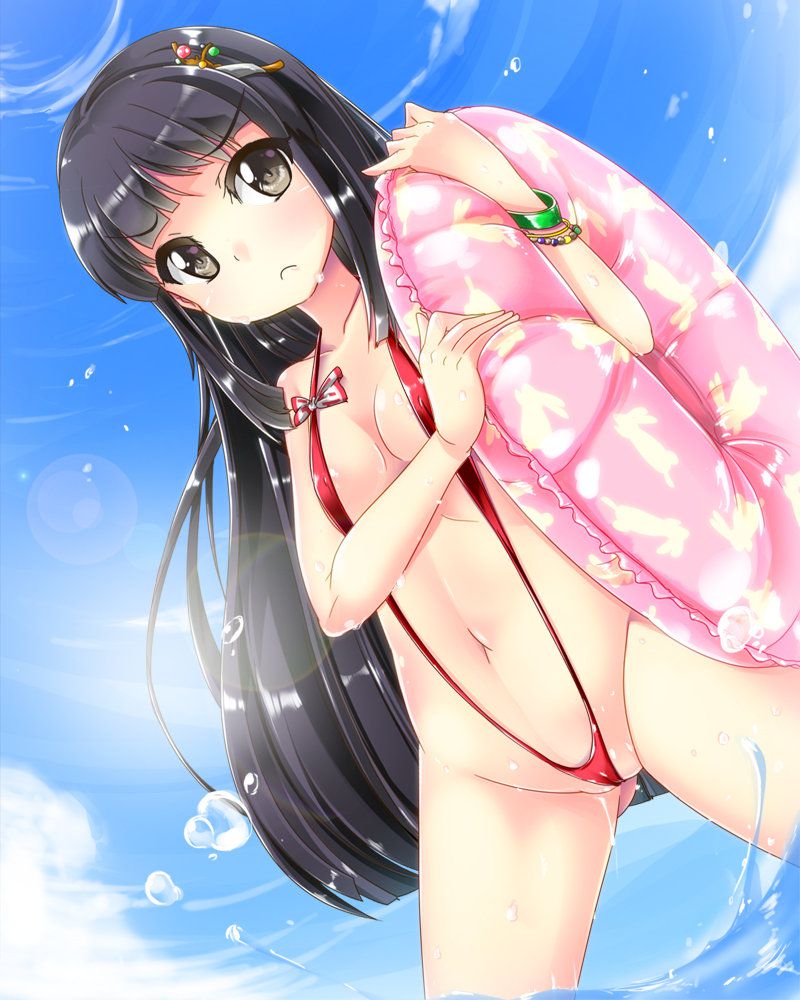 The area of the girl cloth in the swimsuit is too !!! Please take a picture that will be 16