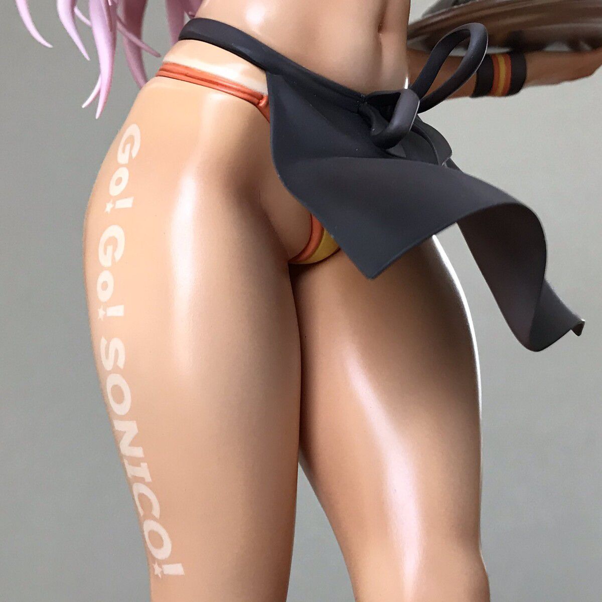 [Super Soniko] Erotic figure in a tanned mutimuchiero swimsuit with erotic bouncing! 7