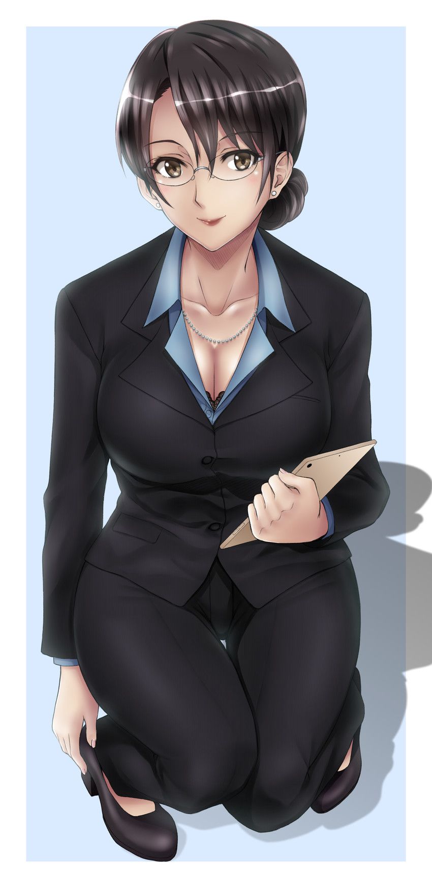 Moe illustration of suit 11