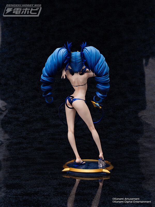 Erotic figure of erotic expression with a crest in insanely erotic clothes of [Bomber Girl] Aqua! 8