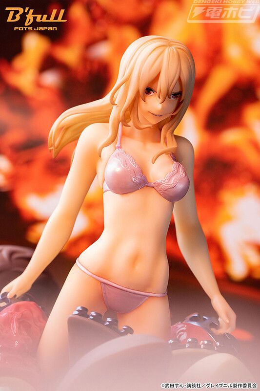 Erotic figure that has become round out in erotic underwear figure in [Grapenil] Clare's muchimuchi! 2