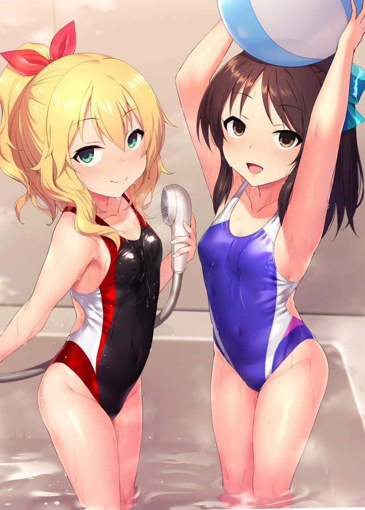 On the case that the secondary image of the swimming suit is too nu 14