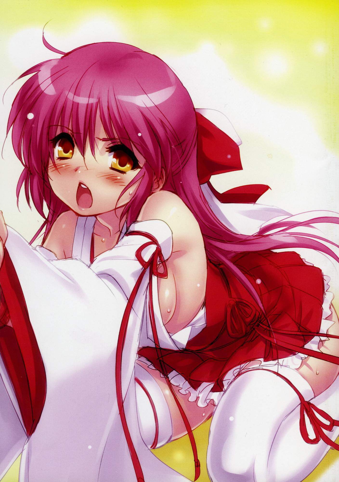 I collected the erotic image of the shrine maiden! 15