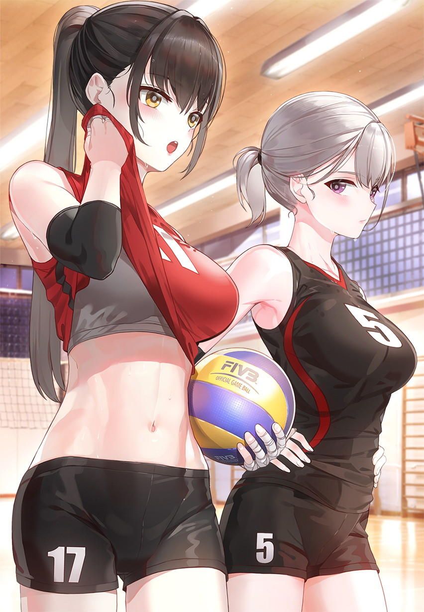 The girls in the volleyball uniform who are sweaty and Gamba are very shiko... I'm not going to be able to... 1