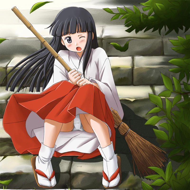 The second erotic image kudashia of the shrine maiden. 19