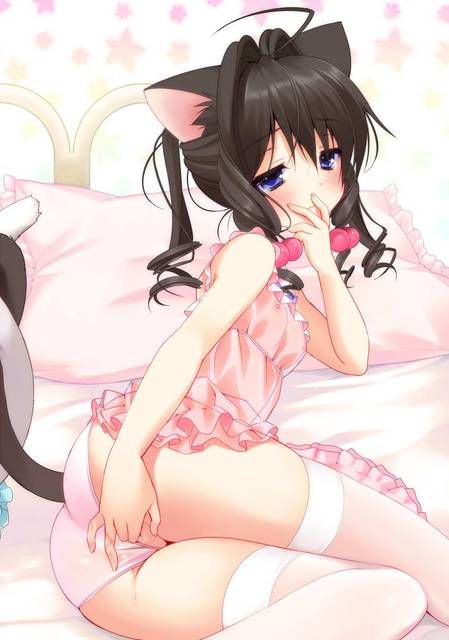 Secondary image that the pajamas figure of the girl is erotic and barks 7