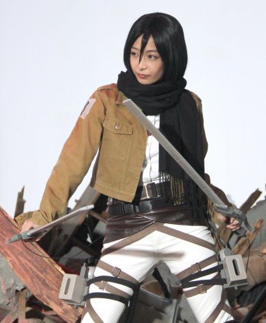 Beautiful Woman Ana Ugaki Misato's Attack On Titan Mikasa's Fierce Cosplay !!!!!! 2