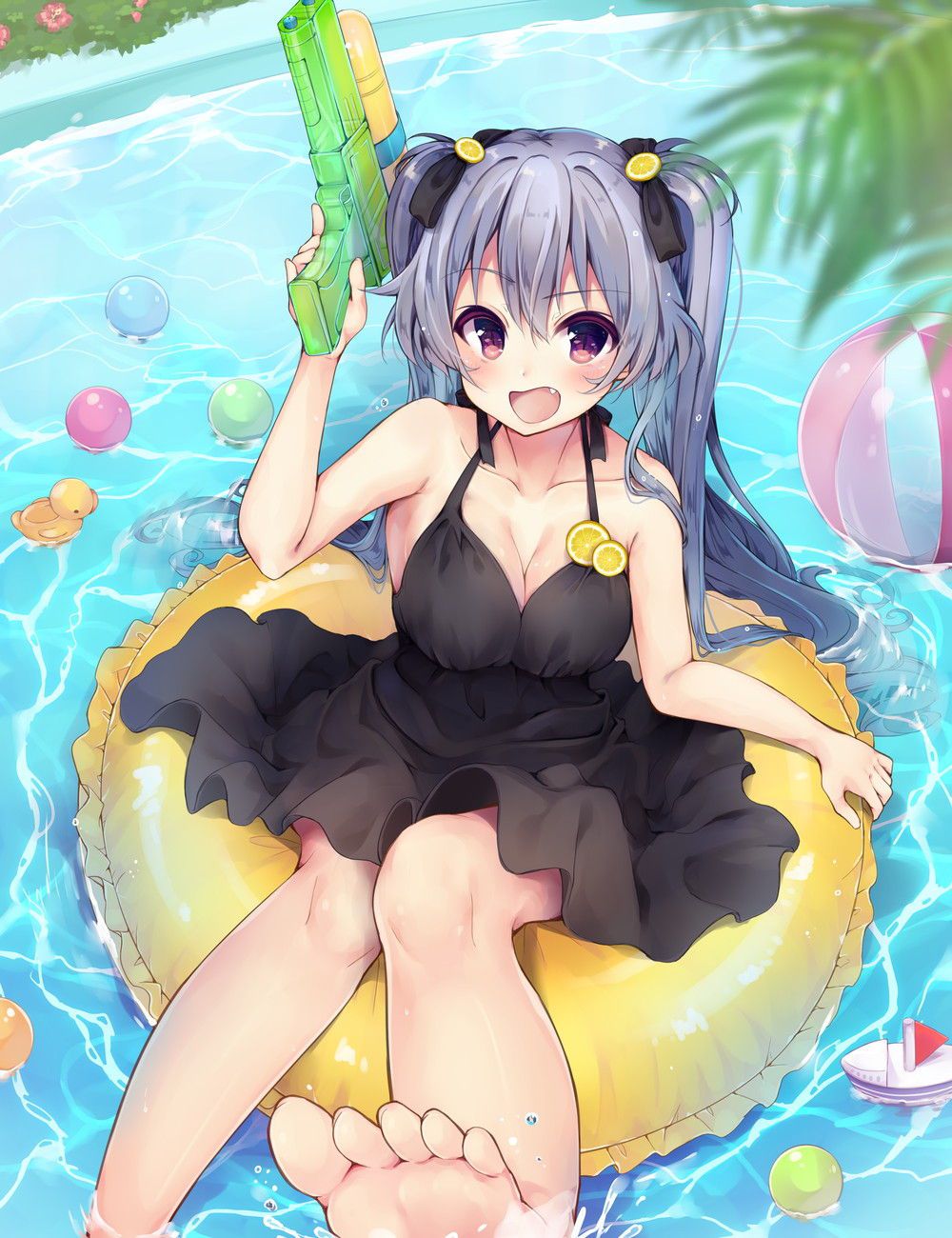 Take a picture of a swimsuit 8