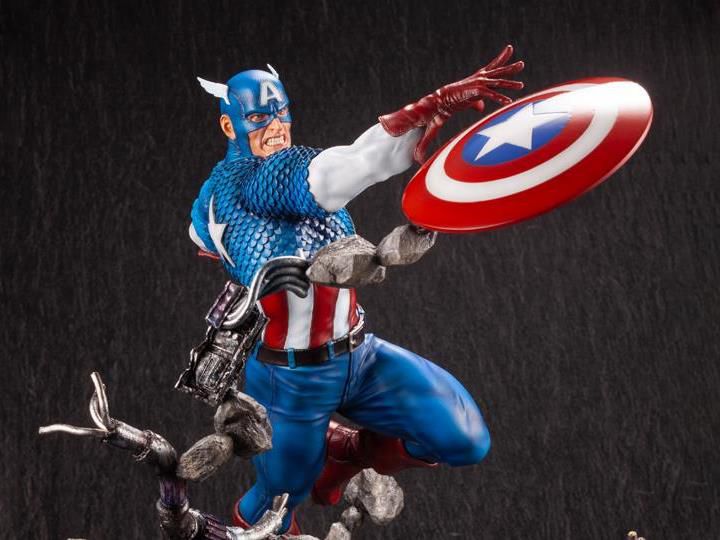 Marvel Comics Captain America Fine Art Statue [bigbadtoystore.com] Marvel Comics Captain America Fine Art Statue 1