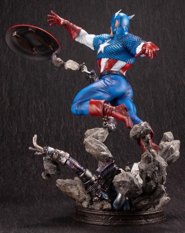 Marvel Comics Captain America Fine Art Statue [bigbadtoystore.com] Marvel Comics Captain America Fine Art Statue 9