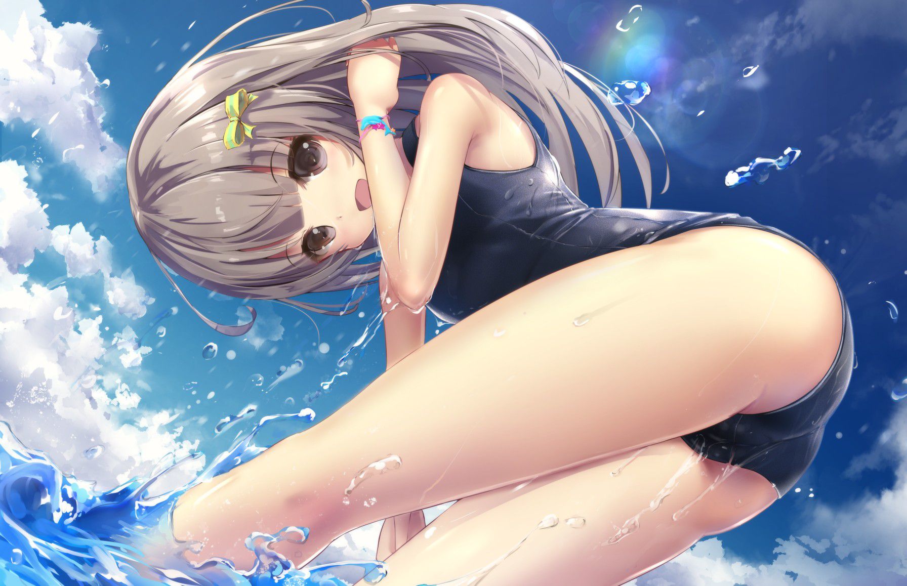 I want to have a picture of a swimsuit or a swimming suit or Sukumizu. 1