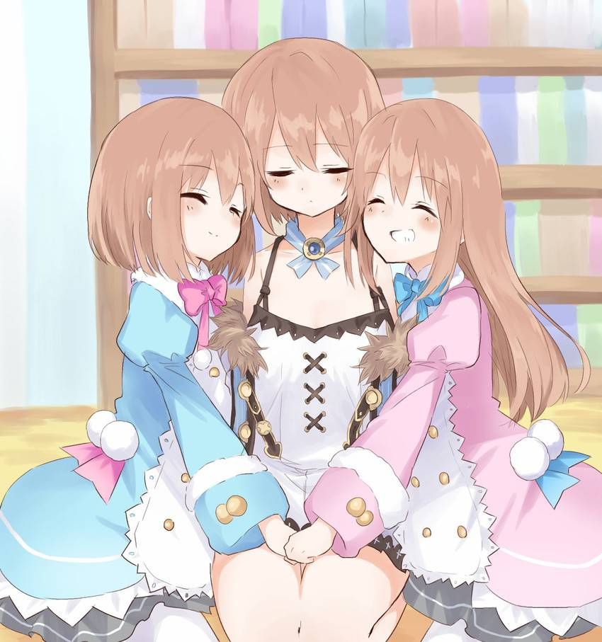 Please take a second picture in the Hyperdimension Neptunia! 2