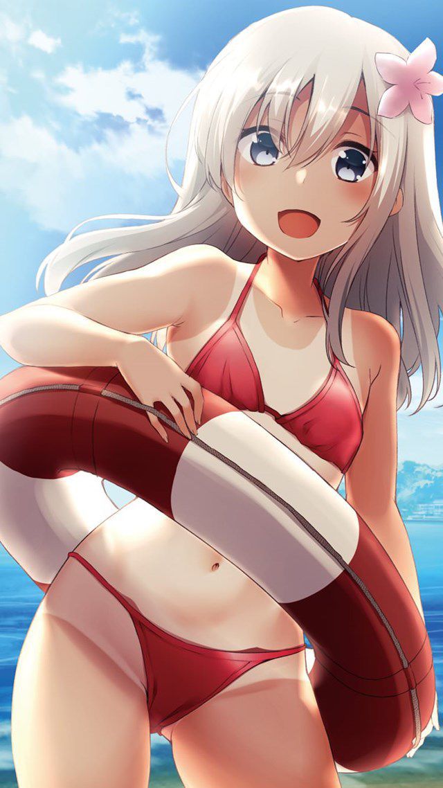 Please give a second picture to squeeze in a swimsuit! 10