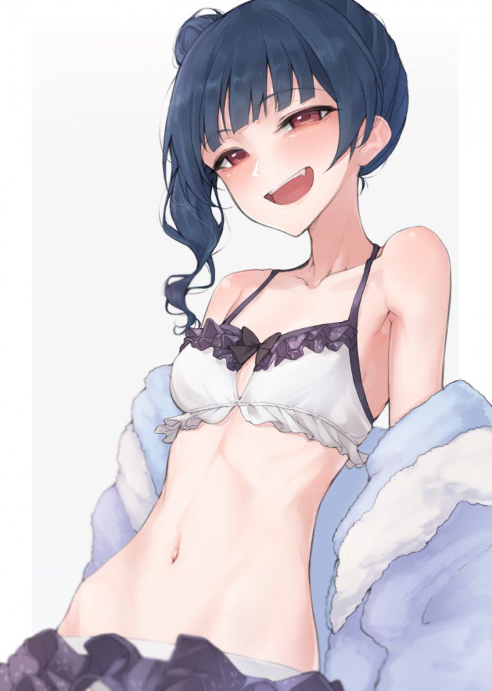 Please give a second picture to squeeze in a swimsuit! 7