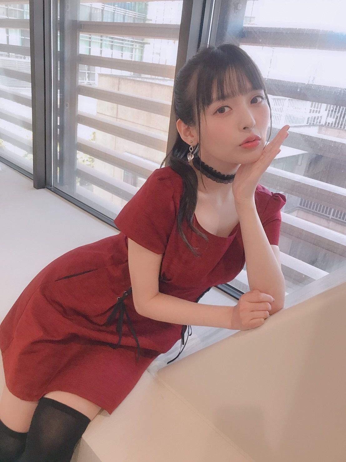 Sumire Uesaka "to emphasize the thigh... W] also erotic image offer Wwwwwww 1
