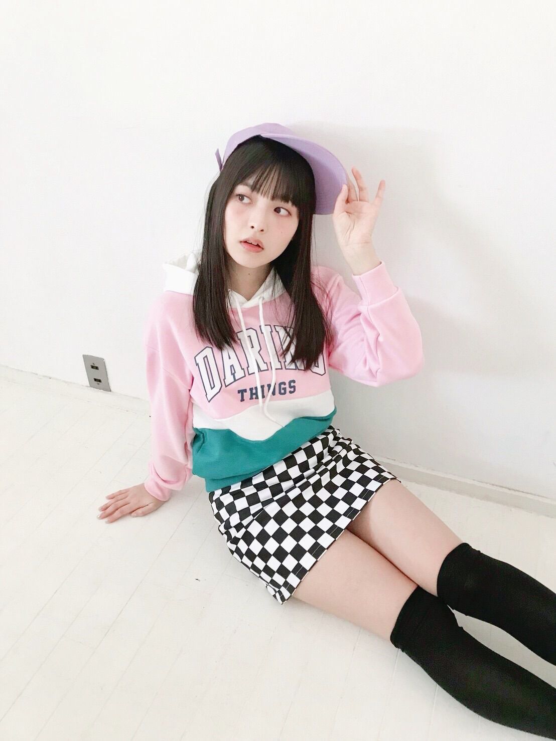 Sumire Uesaka "to emphasize the thigh... W] also erotic image offer Wwwwwww 4