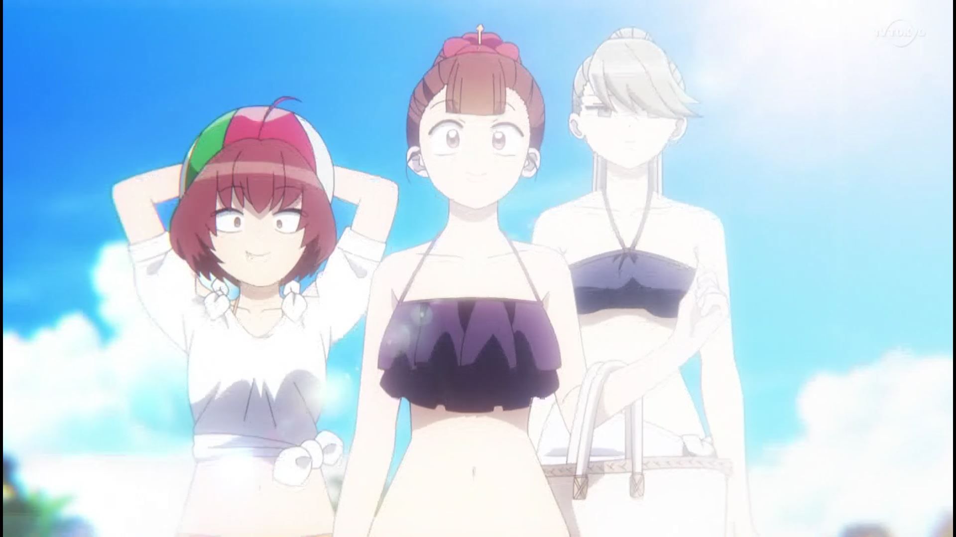 In episode 7 of the anime "Komi-san is a communicator," the swimsuits of girls with erotic! 7