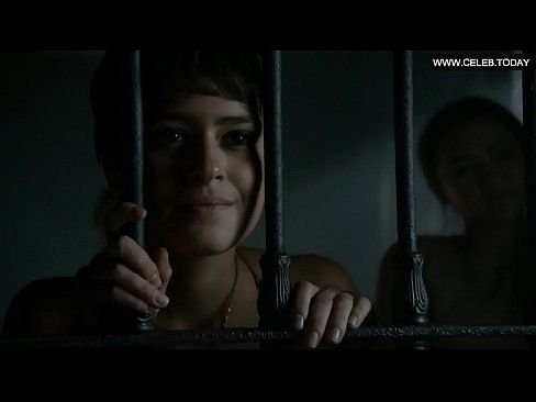 Rosabell Laurenti Sellers - Flashing her perky boobs - Game of Thrones s05e07 (2015) - 3 min 18