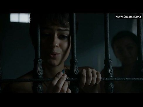 Rosabell Laurenti Sellers - Flashing her perky boobs - Game of Thrones s05e07 (2015) - 3 min 24