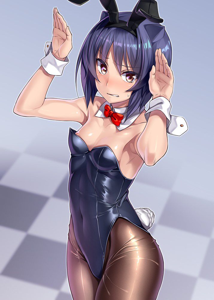 Bunny Girl's secondary image is too much for embarrassed 8