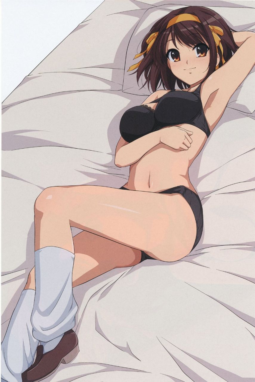 Secondary erotic image of a girl wearing black underwear that looks sexier than [secondary] [black underwear] 8