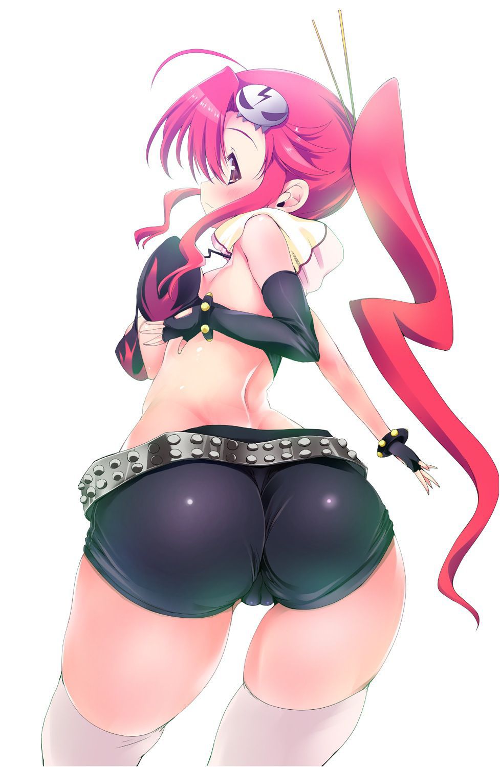 The second erotic image of the girl who had a wwww the hips 32