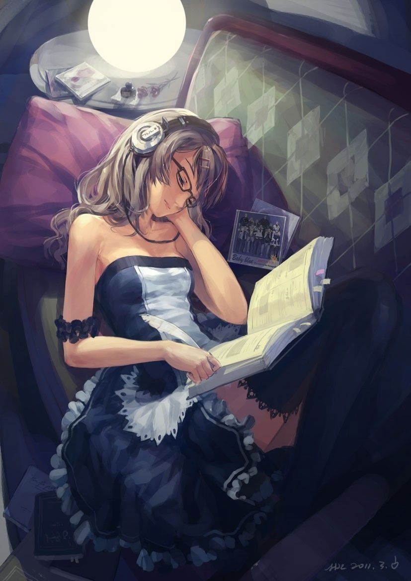 [2nd] Secondary image of a cute girl doing headphones [non-erotic] 10