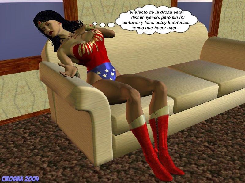 wonder woman en las manos de evilboy 12