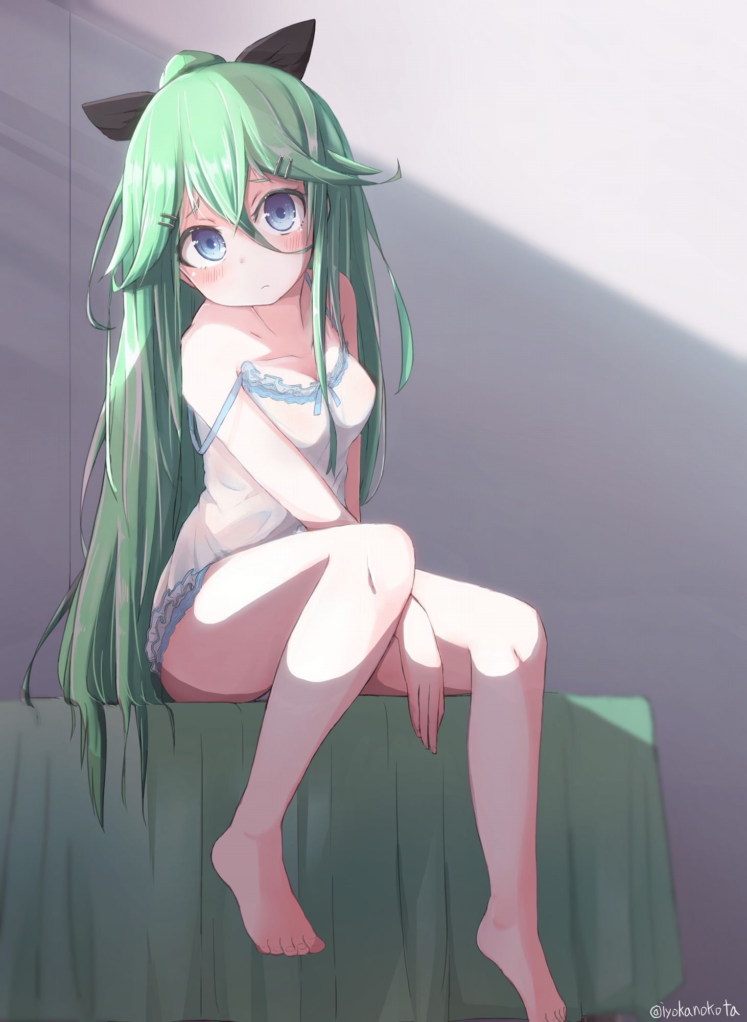 Secondary erotic image of a girl with green hair. 7 [Green hair] 4