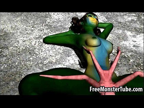 Green 3D babe gets fucked hard by an alien spider - 3 min 20