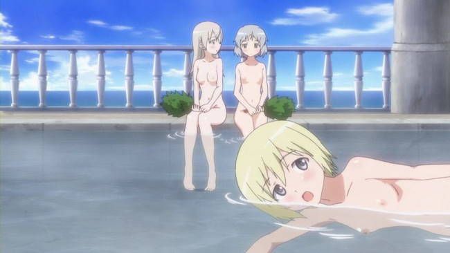 Would you like a secondary photo of the strike witches side? 22