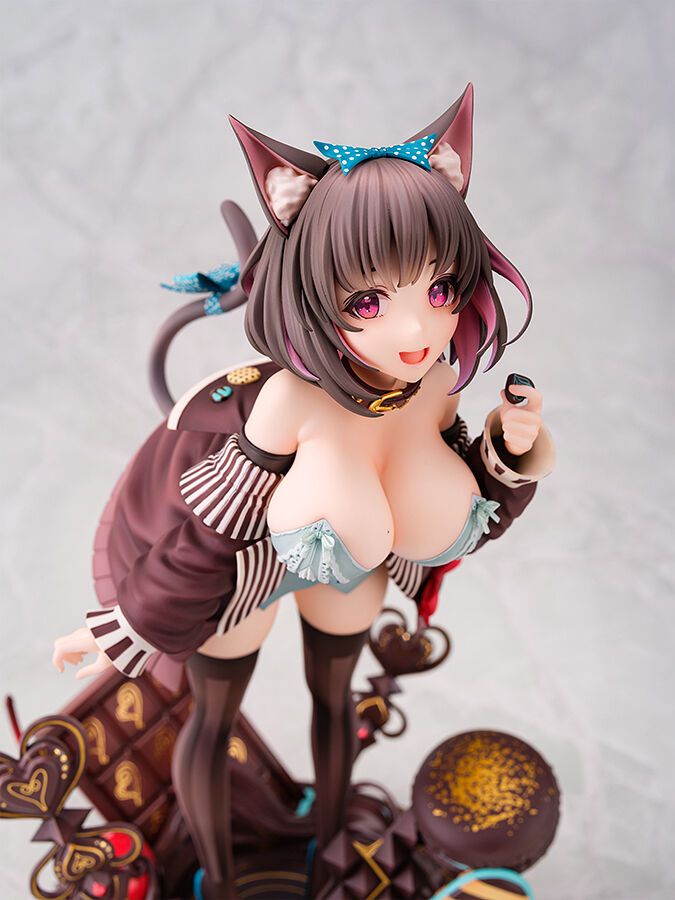 Very Hot Figurines 296