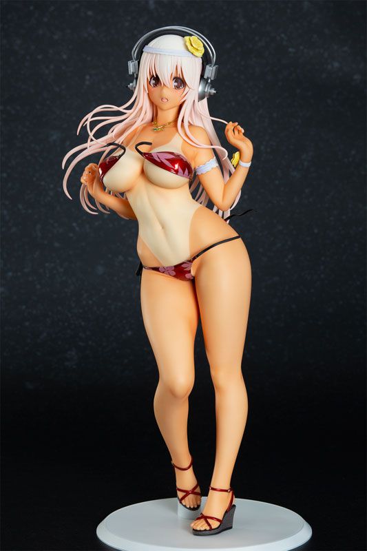 Very Hot Figurines 356