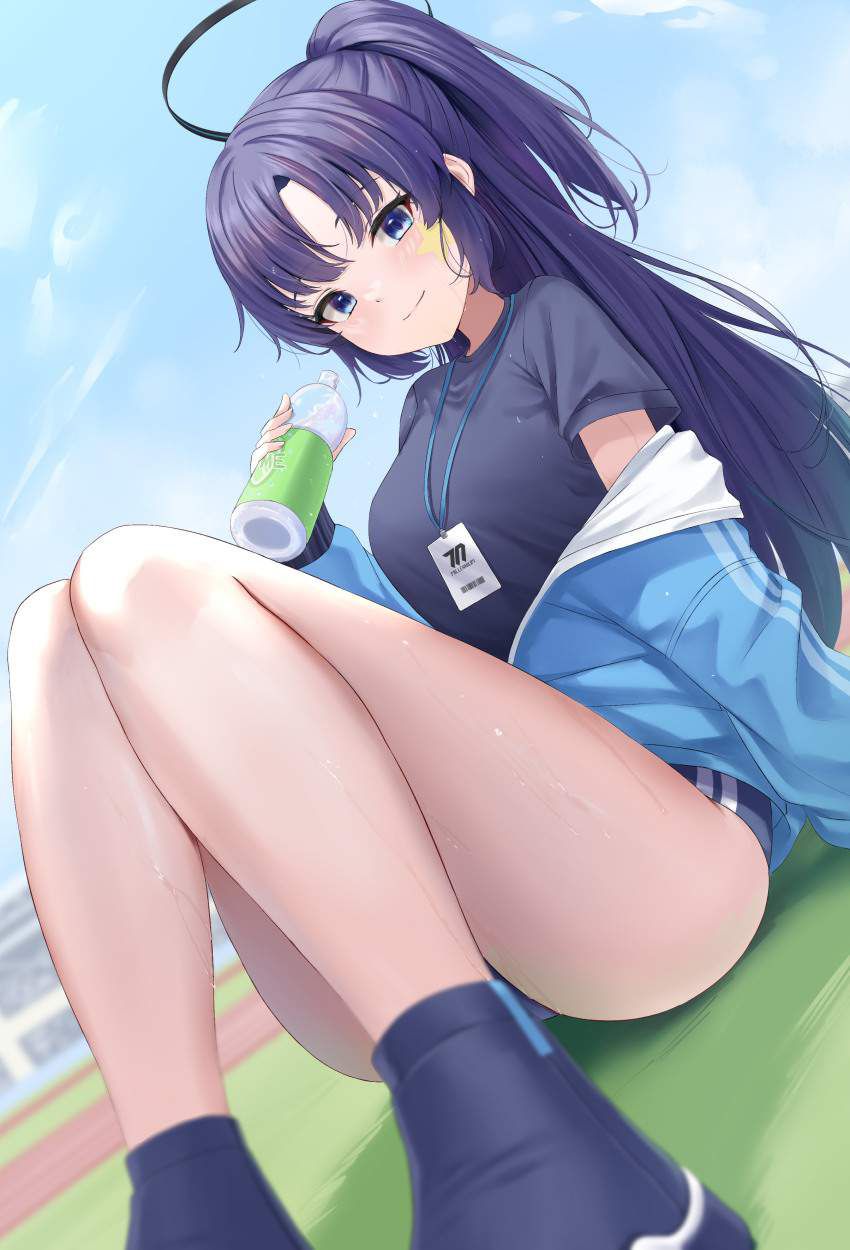 [Beware of heat stroke! ] Secondary erotic image of a girl hydrating during a break from exercise 4