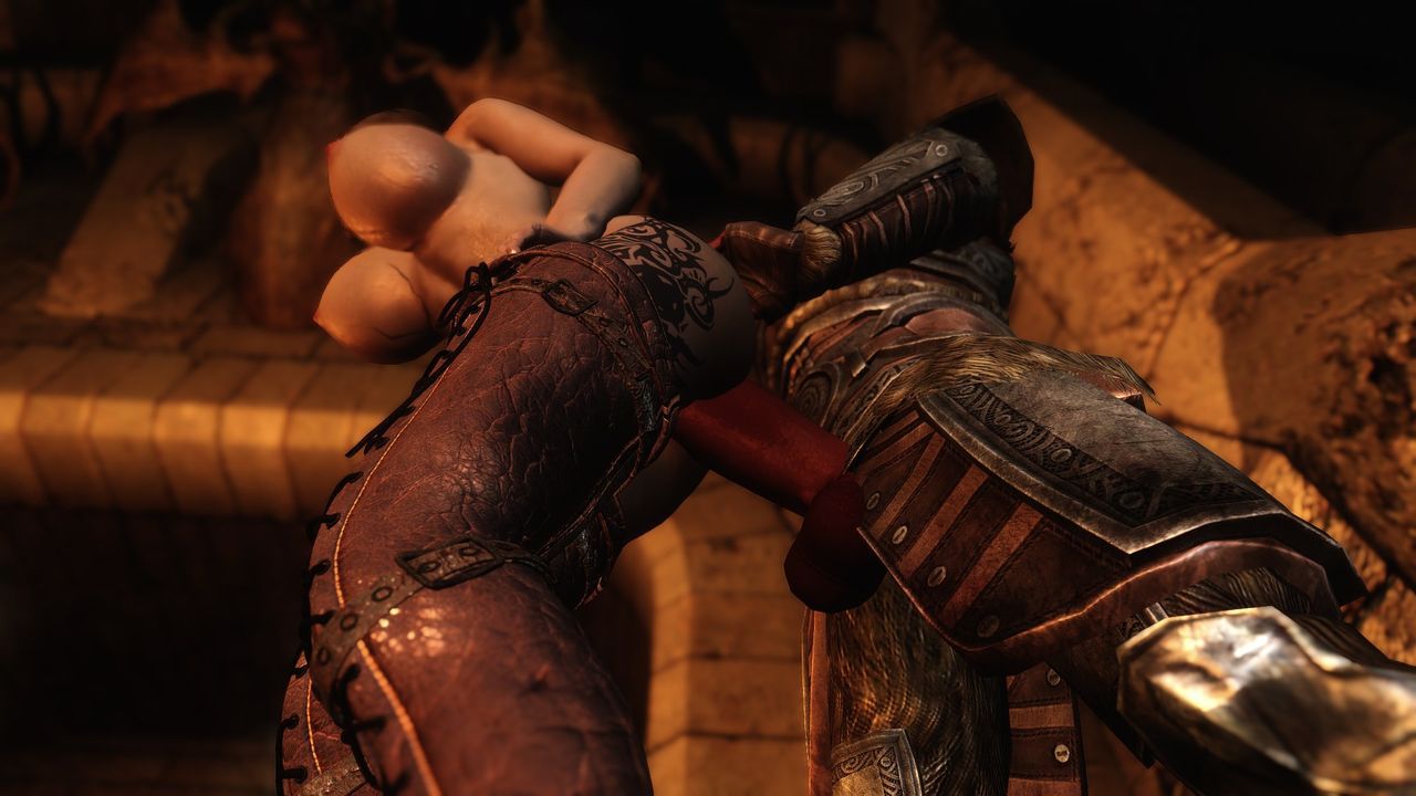 Skyrim (red orc and big titty girl) 55