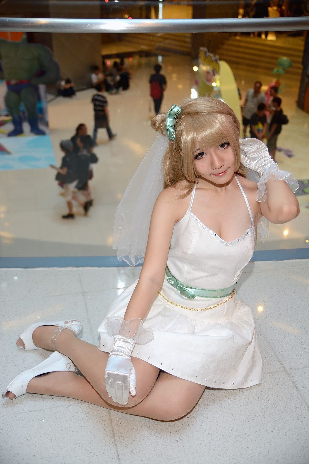 Do you want a naughty picture of a female cosplayers???? Wwwwwwwwww 13