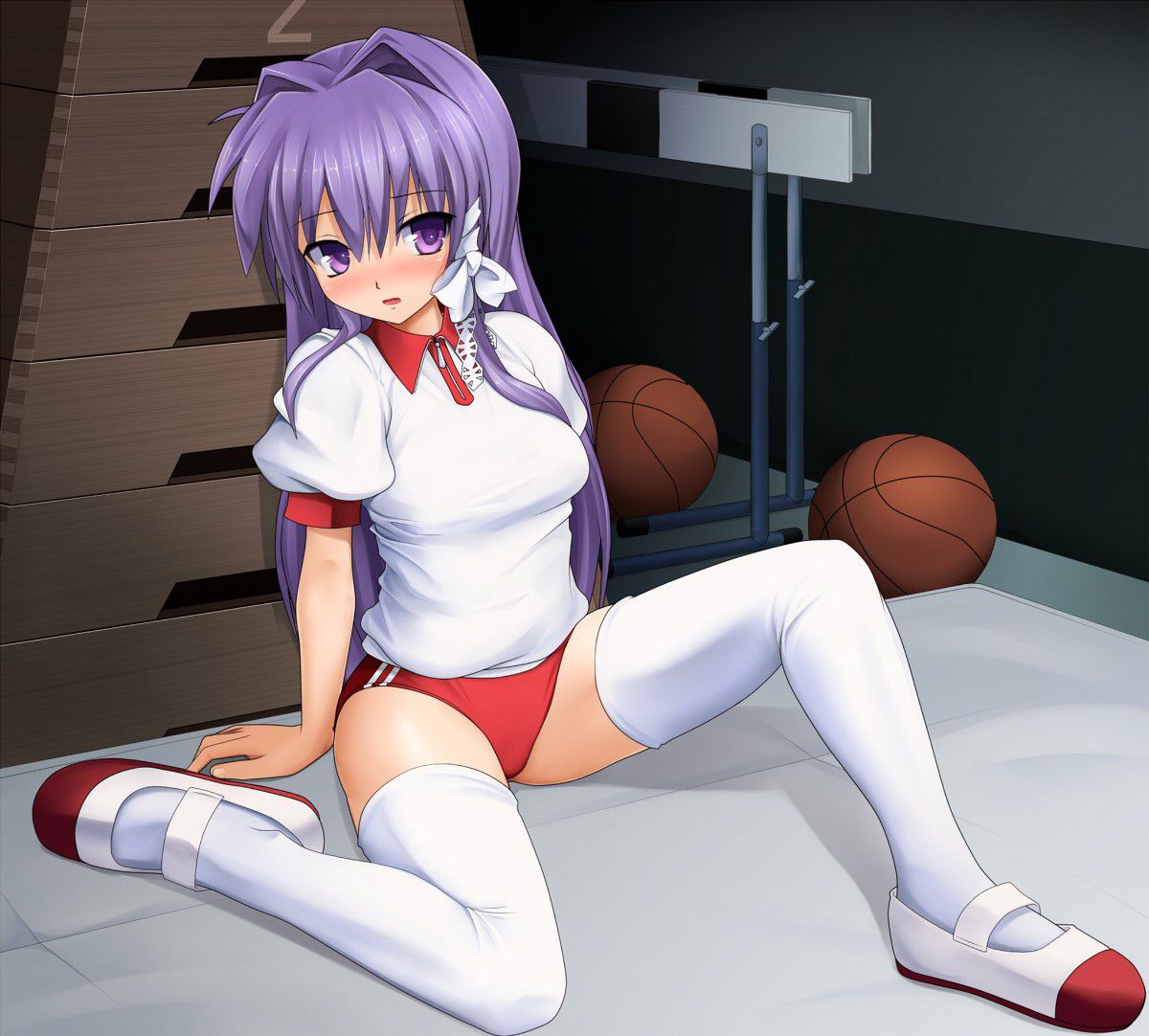 [some senses of incongruity] the second eroticism image which wear the top though is bloomers, a gym suit, and wear 27