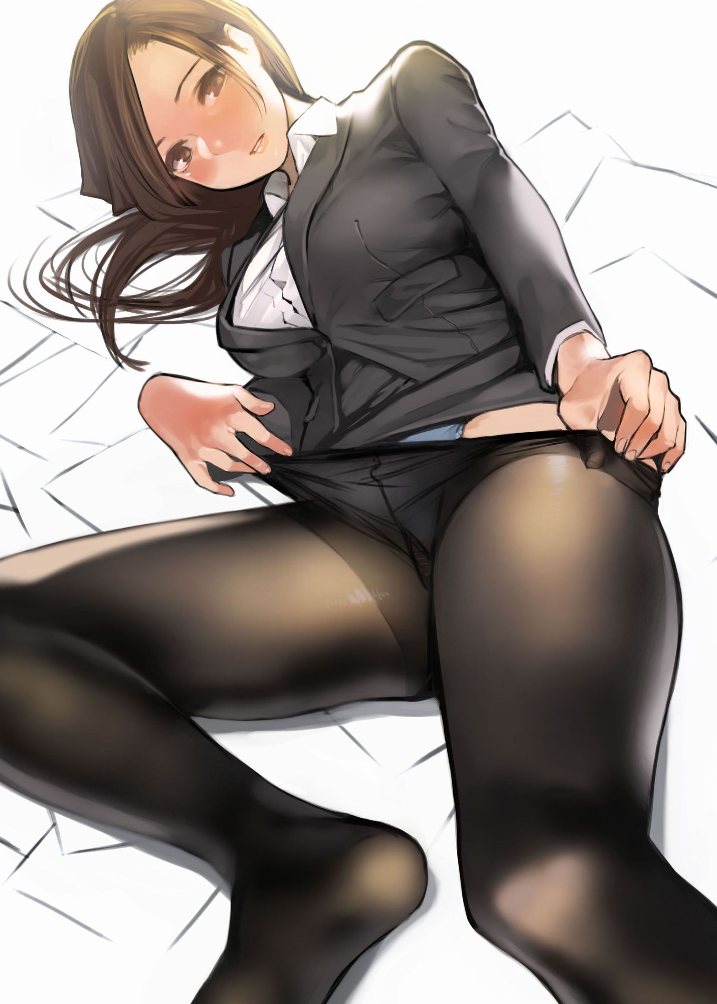 [the second, ZIP] the image of the pantyhose tights daughter who wants to run her fingers over a beautiful leg 37