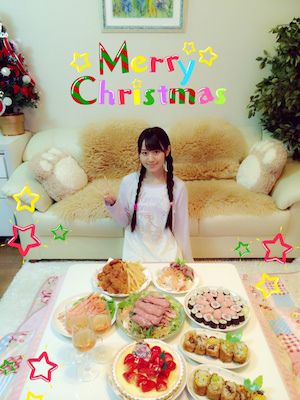 Voice actor "small storehouse YUI-Chan" is absolutely Christmas Eve spent with family pictures, blog! The paragon of female voice! 1