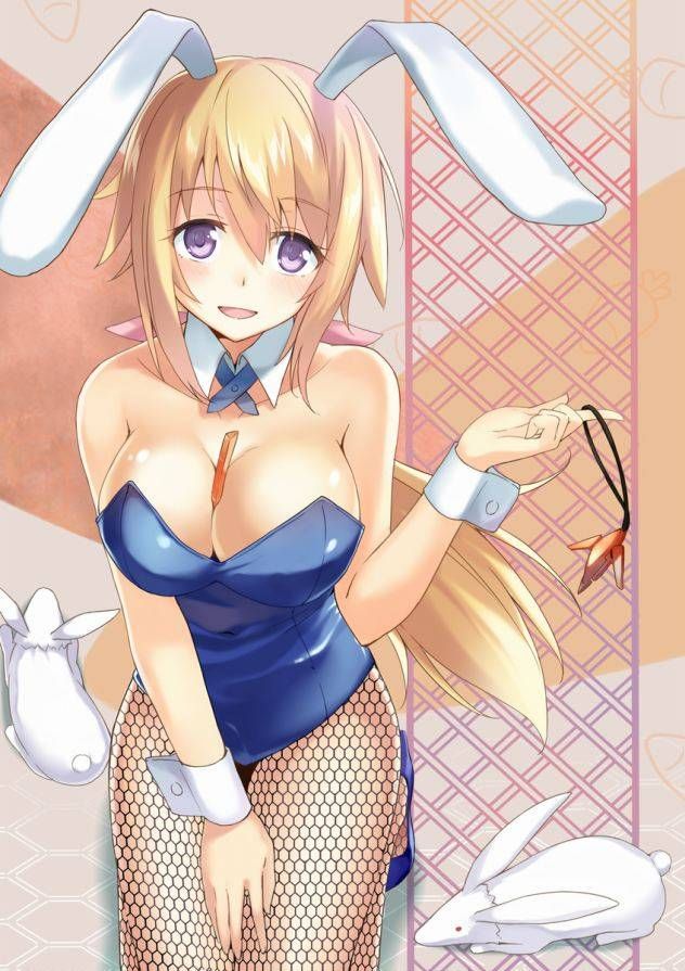 Erotic pictures of the Bunny girl, trying to be happy! 11