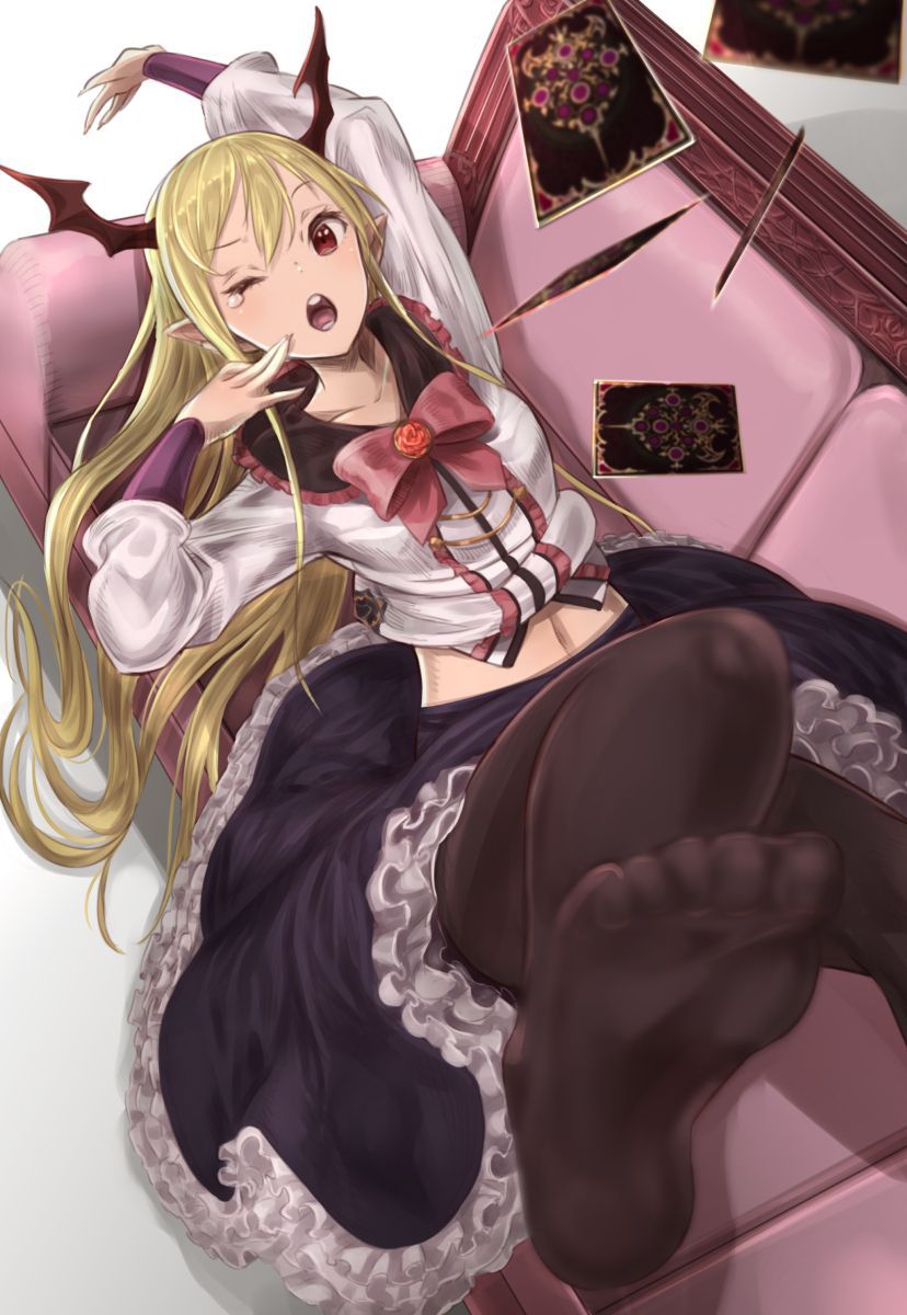 Vampy Chan (secondary-ZIP) to put on the shoes and cute images together "of God bahamut and grumble fantasy." 37