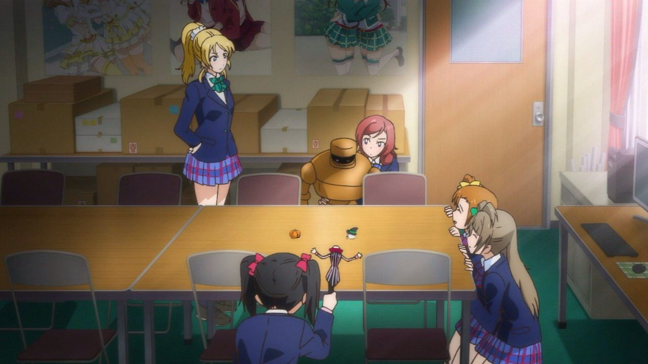 Love live! 6 second's comments. Love live the biggest moron times! Hatch is the only sore! 13