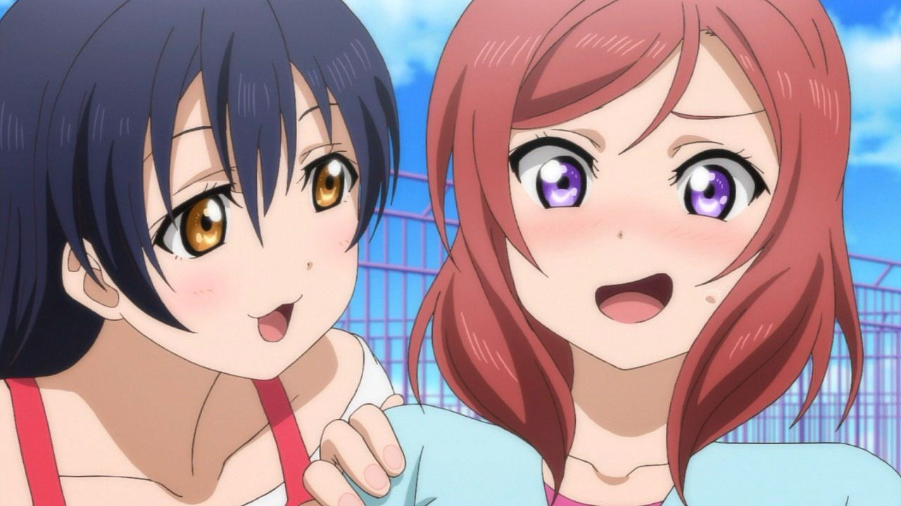 Love live! 6 second's comments. Love live the biggest moron times! Hatch is the only sore! 45